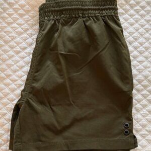 Ron Dorff Olive Green Shorts - Size Small
